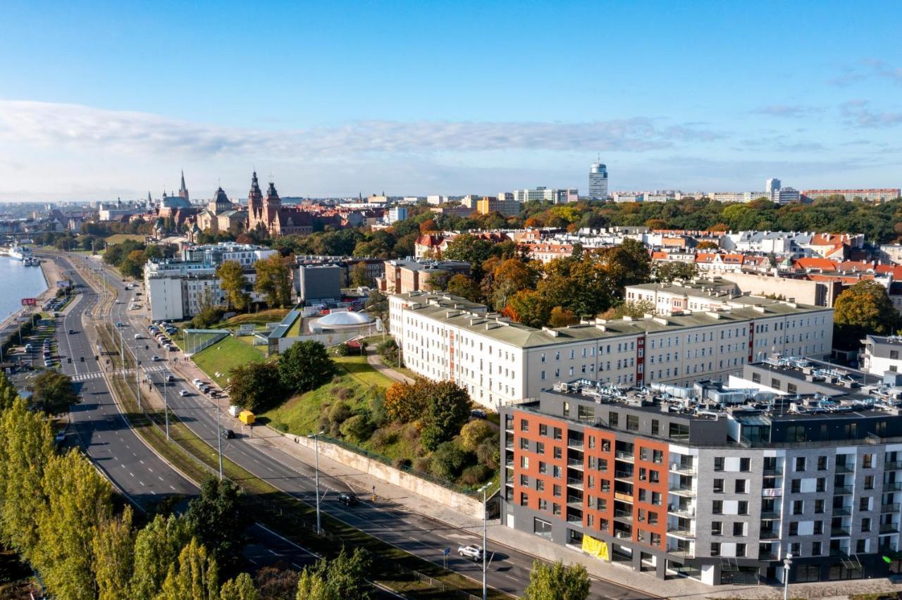 8b Waly Chrobrego * Szczecin
